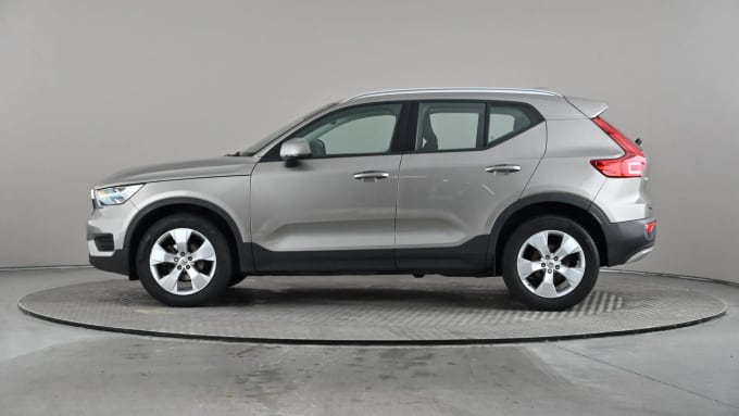 2021 Volvo Xc40