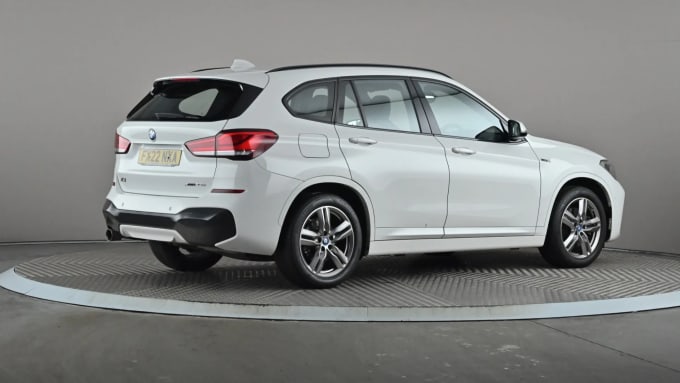 2022 BMW X1