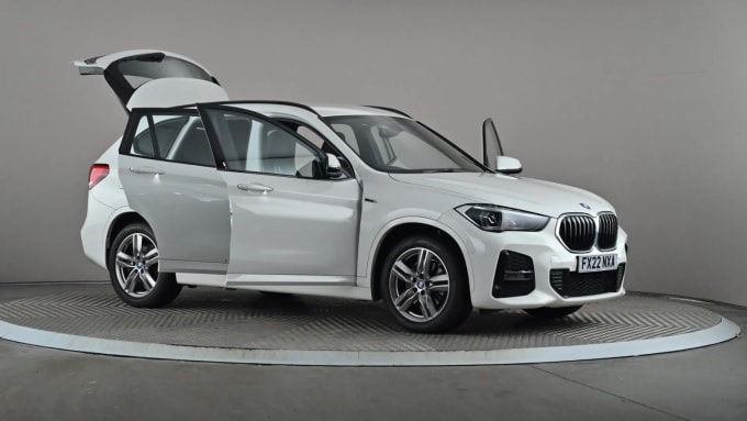 2022 BMW X1