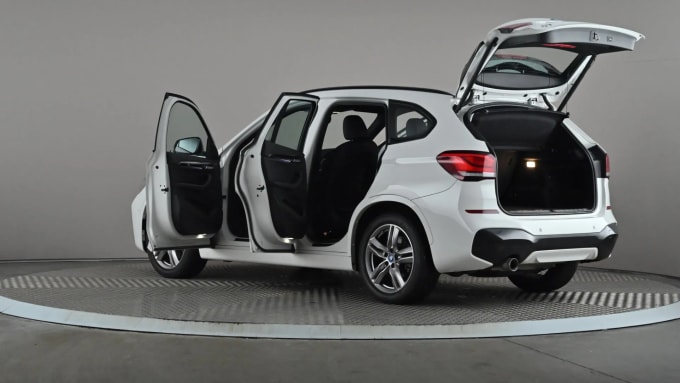 2022 BMW X1