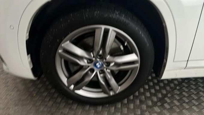 2022 BMW X1
