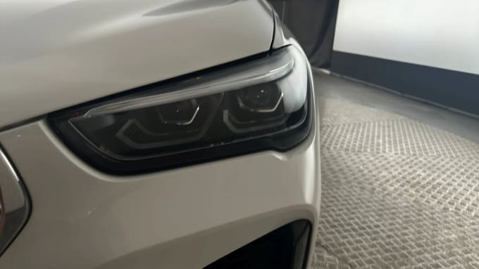 2022 BMW X1