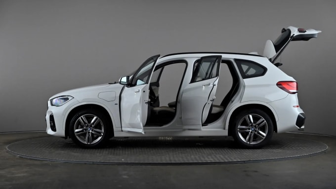 2021 BMW X1