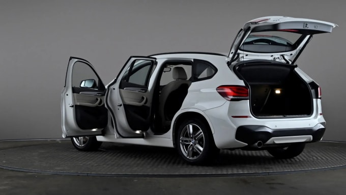 2021 BMW X1