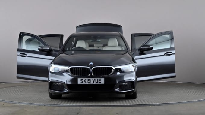2019 BMW 5 Series