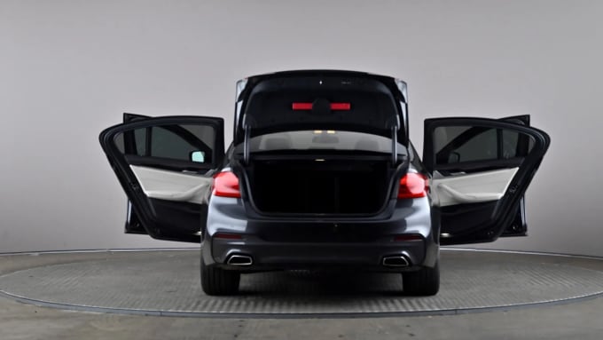 2019 BMW 5 Series
