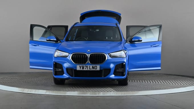 2022 BMW X1