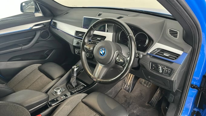 2022 BMW X1
