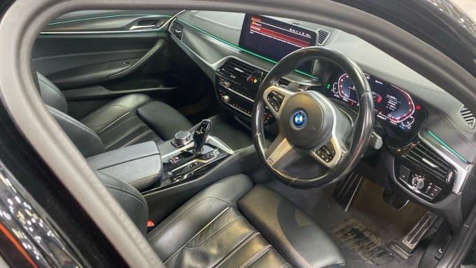 2022 BMW 5 Series