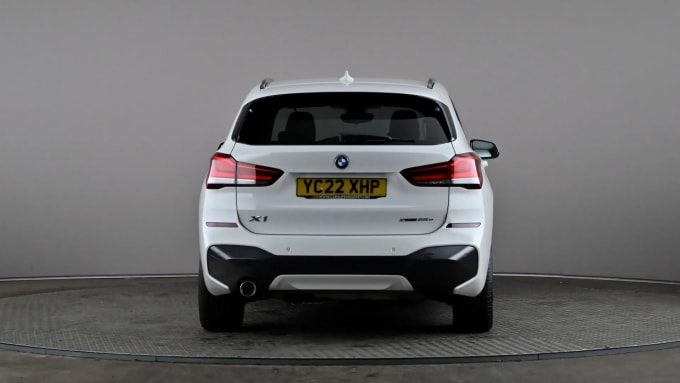 2022 BMW X1