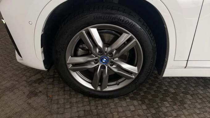 2022 BMW X1