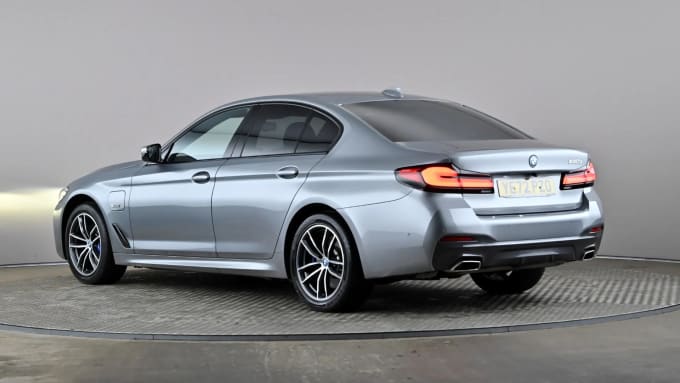 2022 BMW 5 Series