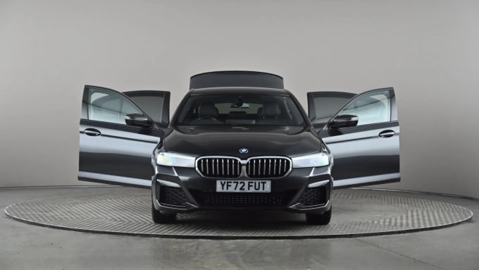 2022 BMW 5 Series