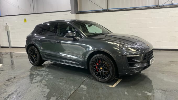 2016 Porsche Macan