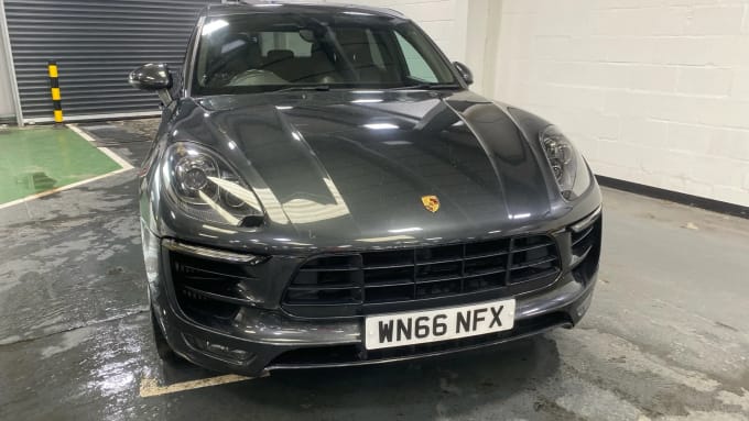 2016 Porsche Macan