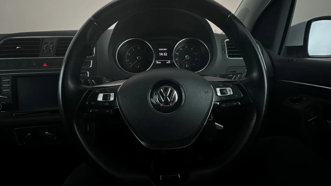2017 Volkswagen Polo