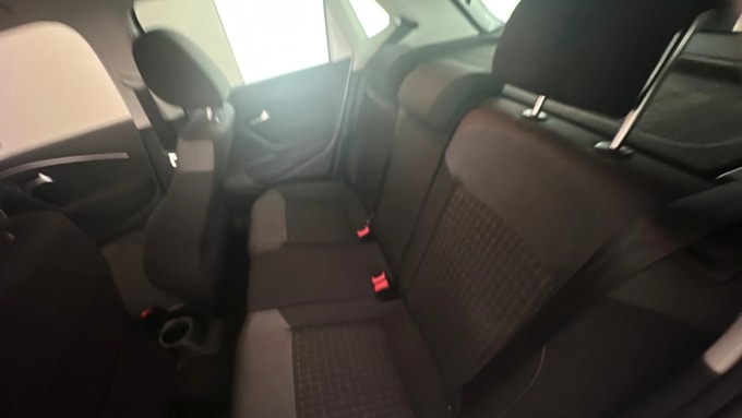2017 Volkswagen Polo