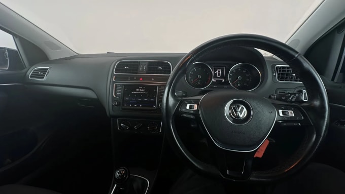 2017 Volkswagen Polo