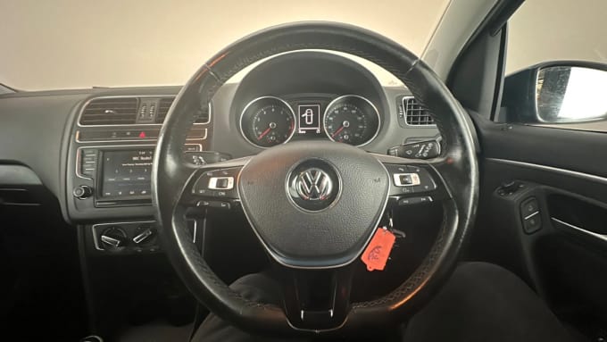 2017 Volkswagen Polo