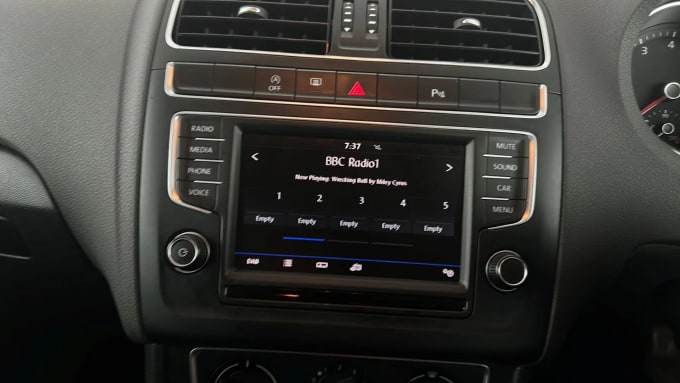 2017 Volkswagen Polo