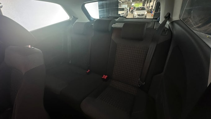 2017 Volkswagen Polo