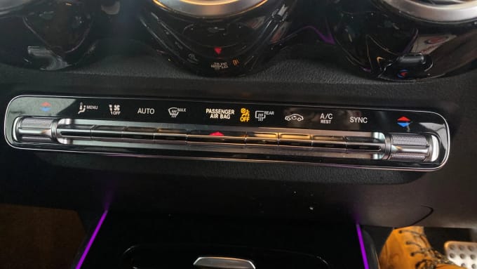 2020 Mercedes-benz Glb