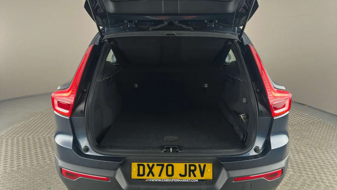 2020 Volvo Xc40