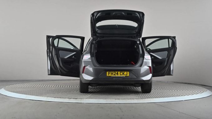 2024 Vauxhall Astra