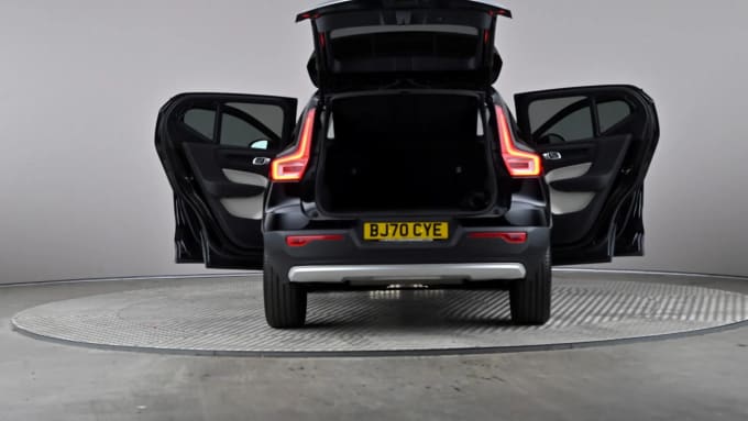 2020 Volvo Xc40