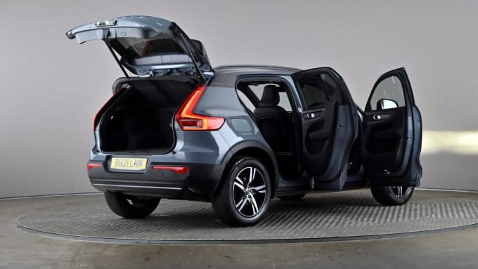 2021 Volvo Xc40