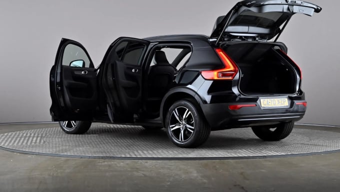 2021 Volvo Xc40