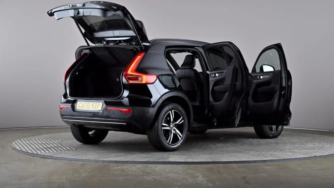 2021 Volvo Xc40