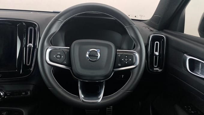 2021 Volvo Xc40