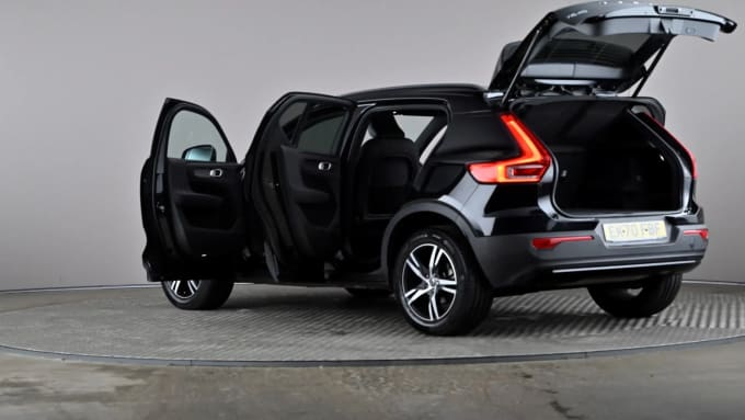 2020 Volvo Xc40