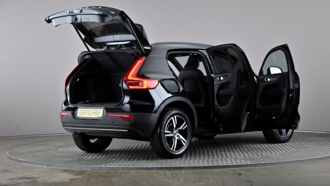 2020 Volvo Xc40