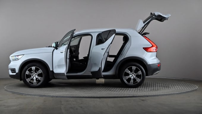 2021 Volvo Xc40