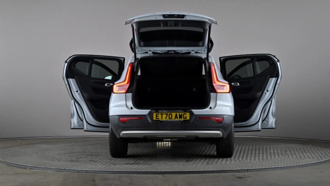 2021 Volvo Xc40
