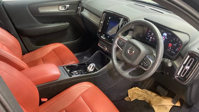 2021 Volvo Xc40