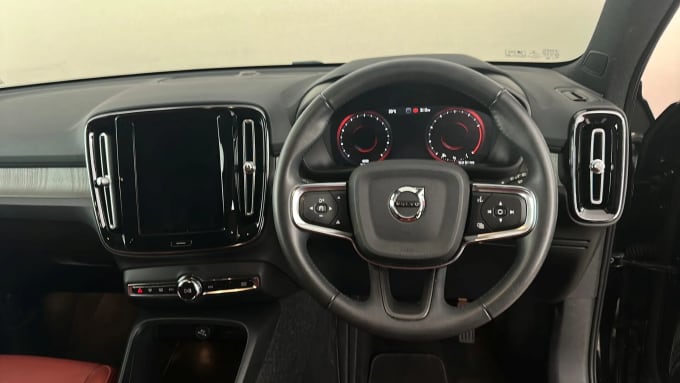 2021 Volvo Xc40