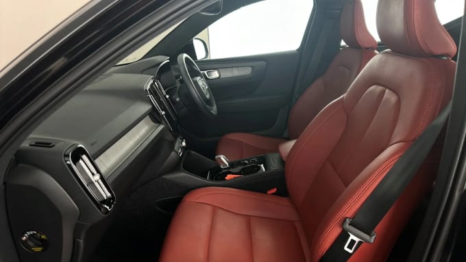 2021 Volvo Xc40