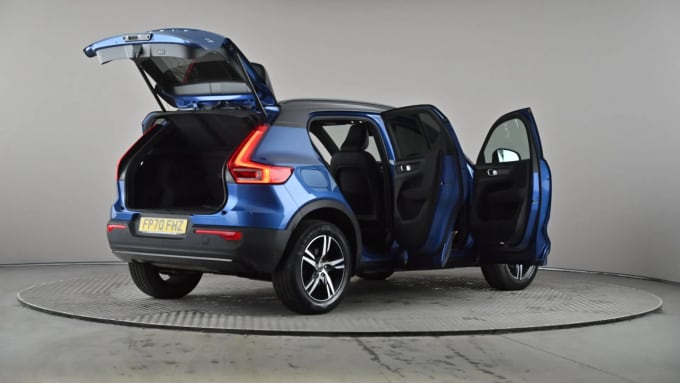 2020 Volvo Xc40