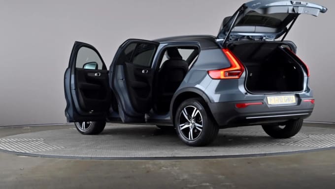 2021 Volvo Xc40