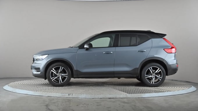 2021 Volvo Xc40