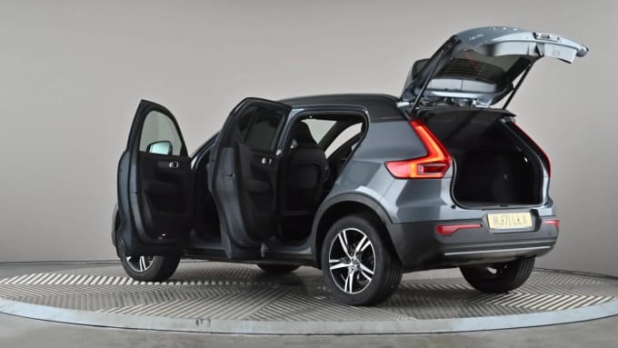 2021 Volvo Xc40