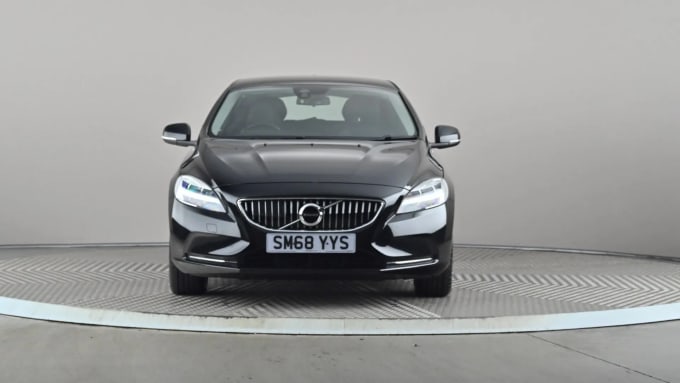 2019 Volvo V40