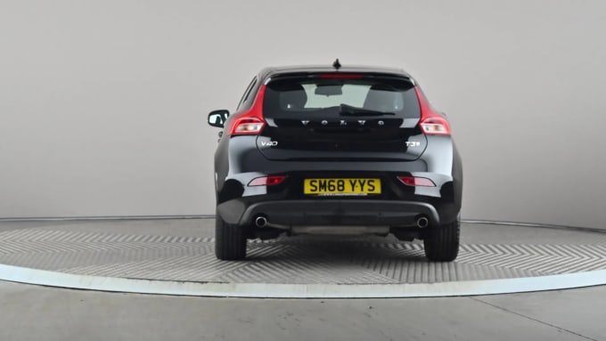 2019 Volvo V40