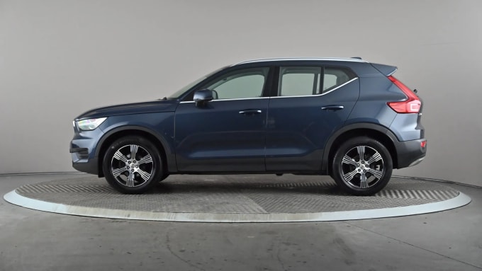 2022 Volvo Xc40