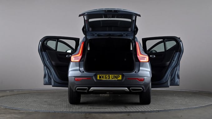 2019 Volvo Xc40