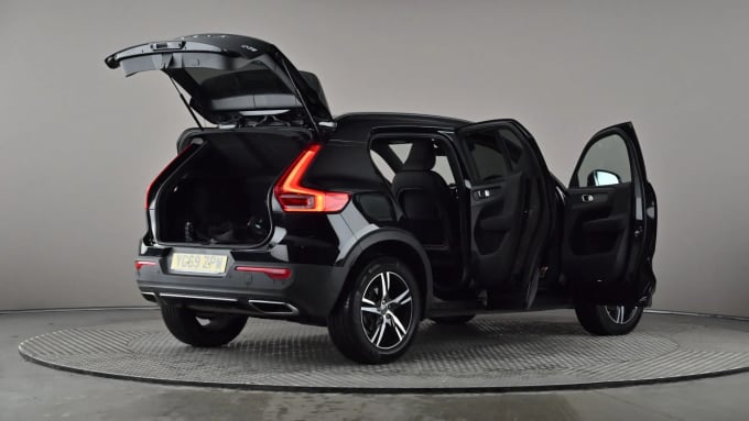 2019 Volvo Xc40