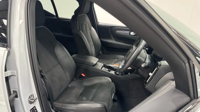 2021 Volvo Xc40